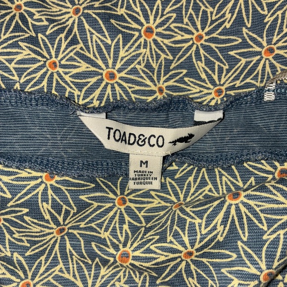 Toad&Co Mini Skirt with Starburst Pattern in Black and Yellow - Picture 2 of 2